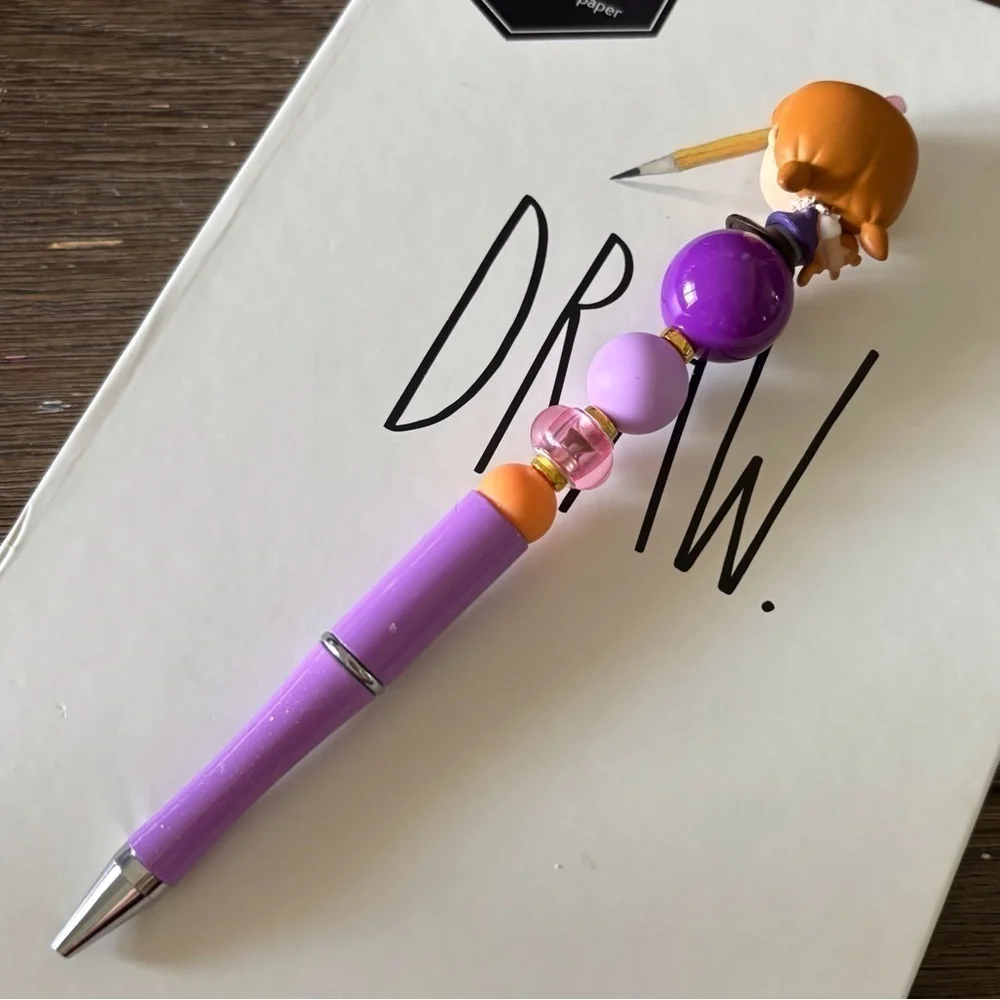 Disney Doorables: The Rescuers: Penny handmade beaded pen